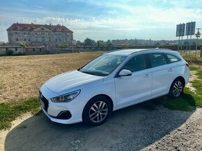 Hyundai i30 CW Kombi 1.6 CRDi 7DCT - 1