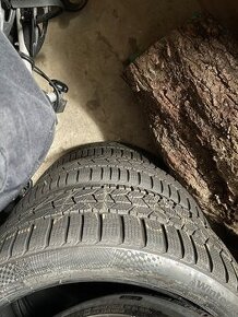 Zimne Pneumatiky Continental 235/40 r19 vyborny stav