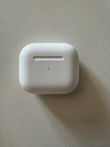 Apple AirPods 3. generacie lightning puzdro