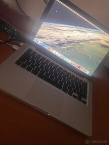 MacBook