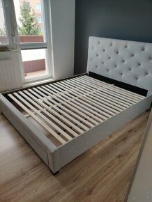 Manželská postel 160x200