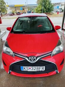 predám toyota yaris 2015