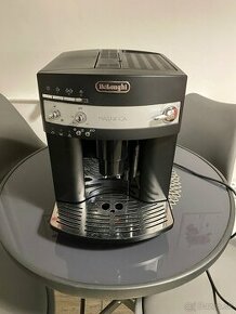 Automaticky kavovar Delonghi Magnifica ESAM 3000b - 1