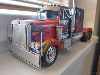 Truck /peterbilt,kovovy model.