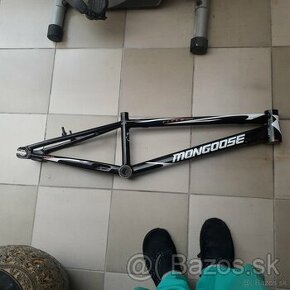 Mongoose Title Elite Pro XXL bikros rám bicros race bmx