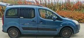 Predám Citroen Berlingo Multispace,motor 1.6hdi 68KW,r.2012