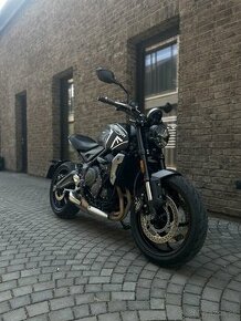 Triumph Trident 660 Matte Jet Black 2022