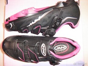 NORTHWAVE vel. 39 SPD WOMEN