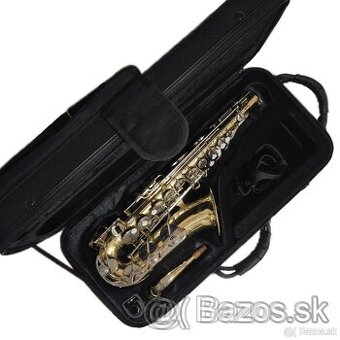 Altovy saxofon