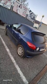 Peugeot 206 - 1