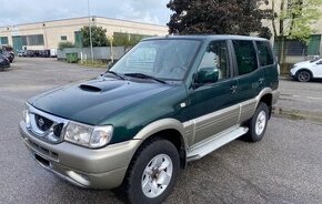 Nissan Terrano 2 - 1