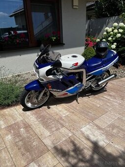 Predám Suzuki  GSX-R 750