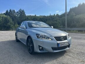 Lexus IS250 Luxury