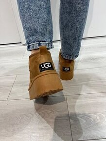 Dámske UGG mini platforma