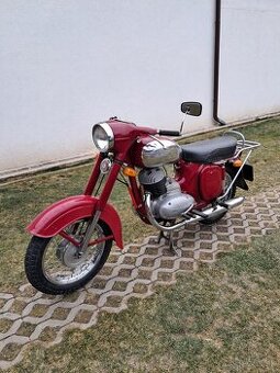 Jawa 250 blatník