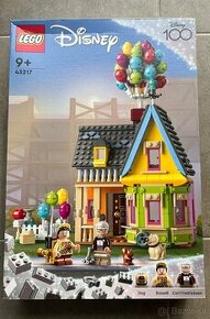 LEGO® Disney 43217 Domček z filmu Hore - nove