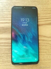 Na predaj Samsung Galaxy A50 128GB/4GB RAM v čiernej farbe - - 1