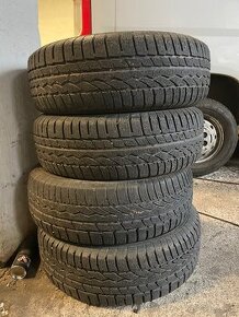 235/75 R15