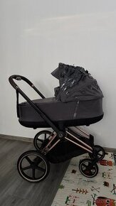 Cybex priam rose gold 4.0 / simple flower grey