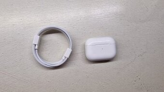 AirPods Pro 2 s MagSafe nabíjacím púzdrom (USB-C)