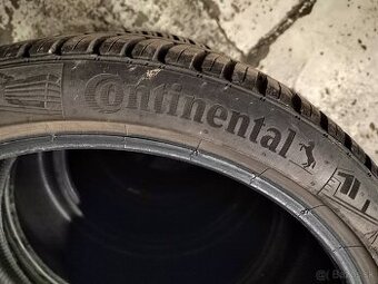 Continental celoročné 235/35 R19