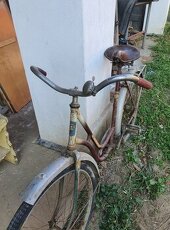 Starožitný retro bicykel