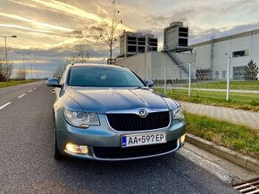 Škoda Superb II combi 2012