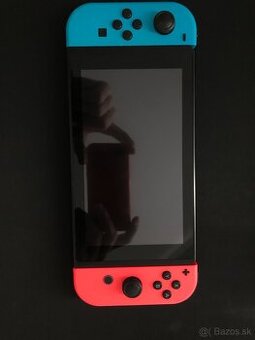 Nintendo Switch – Neon Red & Blue Joy-Con