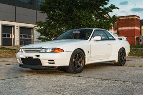 Nissan Skyline GT-R R32 - 1