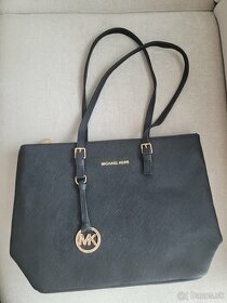 Michael Kors čierna kabelka