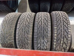 Pneu 215/60R17