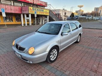 Lancia Lybra 2.4 JTD