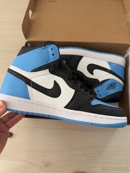 Nike Air Jordan 1 Retro High OG “Blue & White