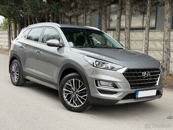 HYUNDAI TUCSON 1.6 T-GDI STYLE 4WD / 58 000 km / 1.MAJITEĽ