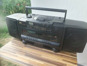 Predam radiomagnetofon JVC