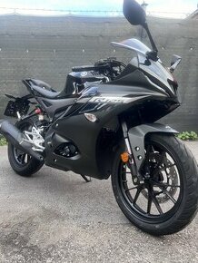 YAMAHA YZF-R125