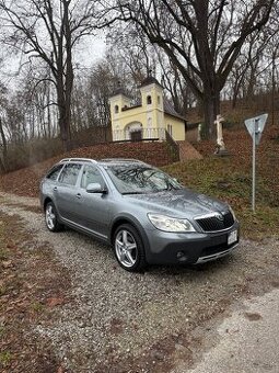 Škoda Octavia 2 Scout 2.0 TDI 103kw CR,Navi,BI-xenon,R17