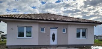 Kvalitný 4-izbový bungalov, tepelné čerpadlo, Senec