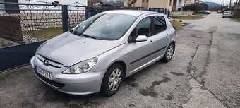 Peugeot 307 1.4 benzin