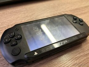 Playstation Portable PSP e1004 - 1