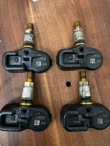 Predam TPMS snímače tlaku 4ks originál Toyota