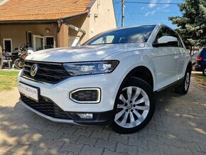 Volkswagen T-Roc 1.5 TSi Sport DSG 150k (benzín) - 1