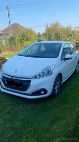 Peugeot 208.. - 1