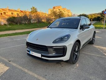 Porsche Macan T