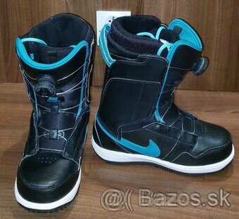 Snowboardove topanky NIKE vel. 37.5, mondopoint 23.5cm