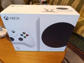 Xbox series s  + 2 rok záruka