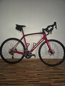 Predám Trek domane Sl6 veľ. 58,crimson/black