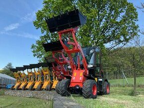 Kolesový nakladač CR08 + poľnohospodárske gumy, 2700 kg