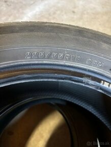 Yokohama 225/55 r18