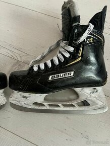 BAUER SUPREME 2S VEĽKOSŤ 37,5